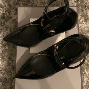 Tom Ford Lockpad Pumps sz 38